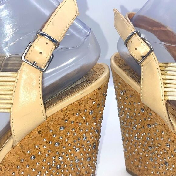 ✨ Italina Cream & Brown Embellished Wedge Sandals with Cork Platform✨GUC✨ - Picture 9 of 17